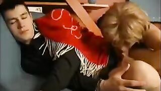 A mother woke up her sleeping son with a blowjob