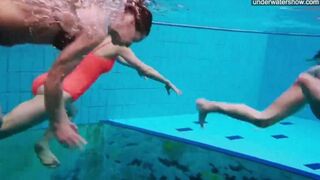 Nude girls in the pool caught on a hidden camera