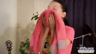 Older guy fucked anal hole of a young girl