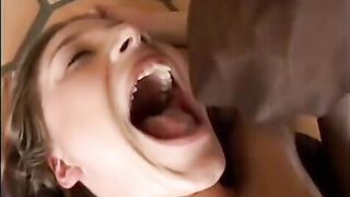 This girl accepts the sperm of all her lovers, she is a free girl