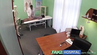The patient was fooled by a cunning doctor who turned the examination room into a place of passion