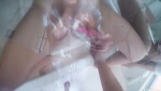 Karter Foxx made a blowjob in my shower, wow!