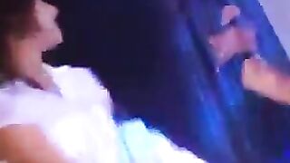 The girl showed her holes in the nightclub and had sex with strangers