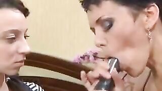 A mother taught her daughter to suck cock in a steamy Russian encounter