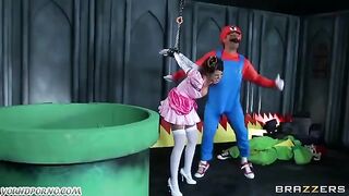 The guys gave a lesson in sex performance to the cute girls