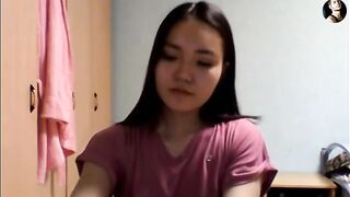 A guy fucked a Kazakh girl in Skype and she came with great pleasure