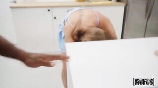 Recipe For A Cock-Pleasing Treat With Natural Tits