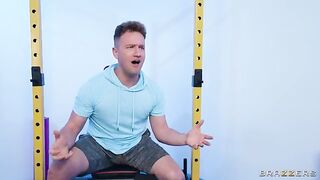 She gets her pussy pounded in the gym changing room