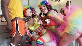 The guy fucking two girls in an egalitarian style