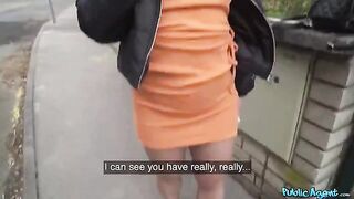 An Italian girl lost something important on the city streets