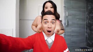 She took a selfie and needed someone to join in