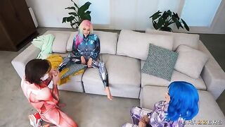 Now we're going to study the anatomy of a penis! - The Threesome Experiment