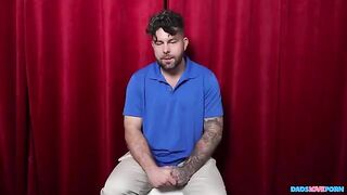 Girl shares her hot crotch with a guy for him to taste