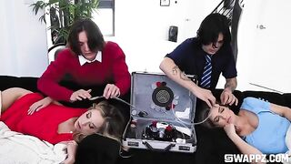 Group sex is the best way to get fucked, especially on the couch