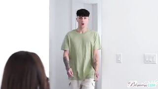 The cute girl deserves to experience a powerful orgasm