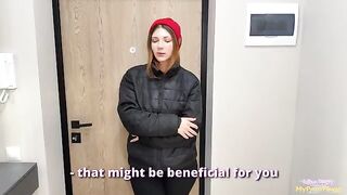 The cute delivery girl gave herself as a bonus for the lost order