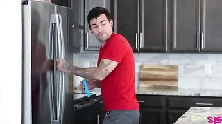 Why not use a single sister? - Elit pussy