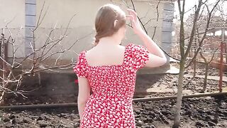 A girl from the village showed me her attractive chest in HD