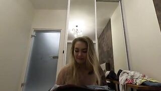 Babe invited a guy because her parents are not at home