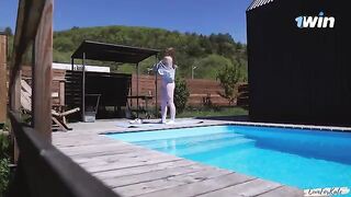 A petite fitness girl improved her daily activities with intense gym workout