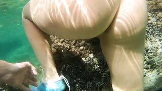 Underwater sex is too exciting even for experienced girls