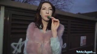 Public agent fucked a beautiful slut Chanel Kiss in a rough encounter