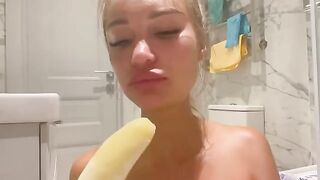 Monika Fox stuffed her ass with a banana and squirted like a mad one