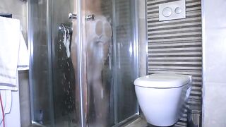 Instead of showering, the couple indulged in a steamy session on camera