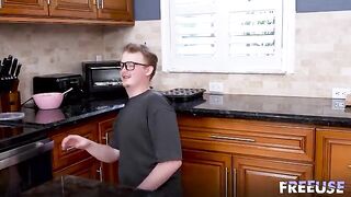 It was not easy to remove a cock from a blonde