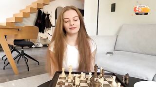 A hot Russian girl showed how to make the next move