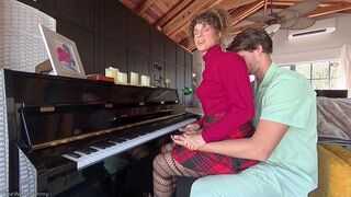 A hot Jewish stepmom seduces her stepson and rides his dick till she comes