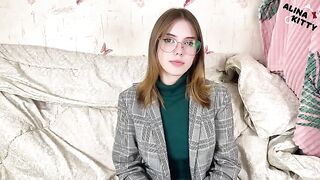 Hypnosis with boobs, learning rules has never been so easy - a hot and exclusive scene