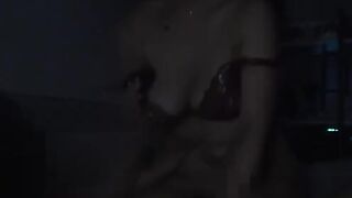 A gentle girl became a real tiger and took control in a steamy scene