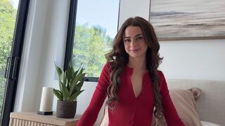 Just a second, and she’ll appear in all her glory in HD
