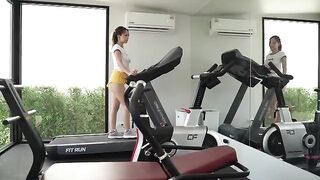 Girl made a mess on her body and invited someone to help wipe it off