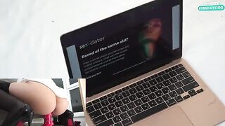 An employee is being fucked on his working place