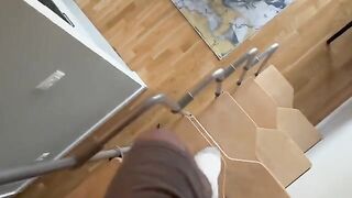 A young girl relaxes with her vibrating ass, doing a great blowjob