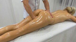Masseur lost self control and had sex with his client at her house