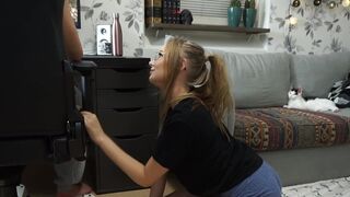 Kitty wants attention and she gets it in a steamy session